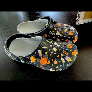Crocs Disney Halloween Treats